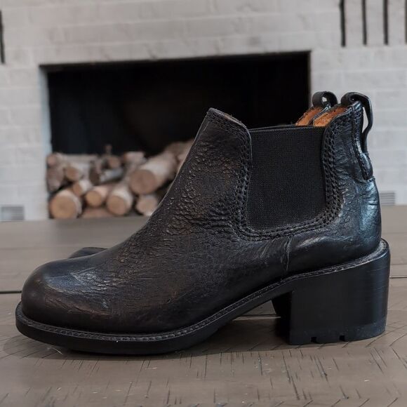 Y2k Cole Haan Black Leather Chunky Wooden Stacked Lug Sole Chelsea Boot 5.5 - Picture 2 of 14